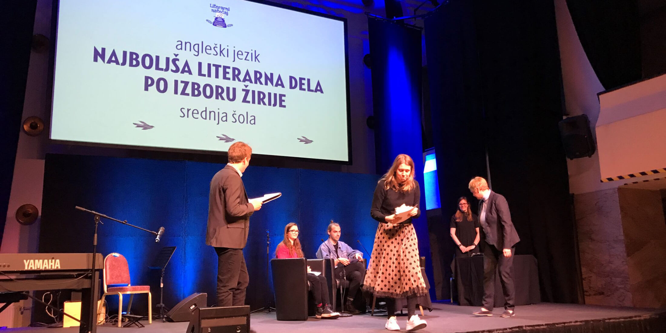 Izabela Letonja iz 3. h prejela nagrado za najboljše srednješolsko literarno delo v angleščini